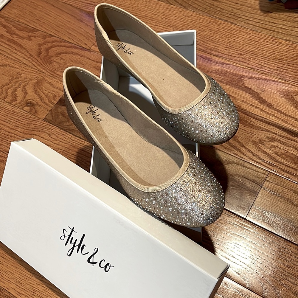 Style & Co Size 9 Rose Gold and Silver Rhinestone Flats